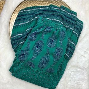 Old Navy Peasant Skirt size M